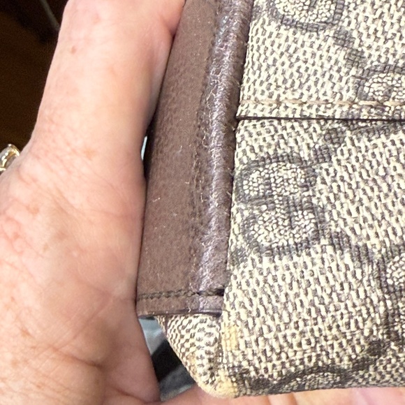 Gucci Ophidia Crossbody Bag Size Small with Green and Red classic Gucci Webbing - Picture 13 of 15